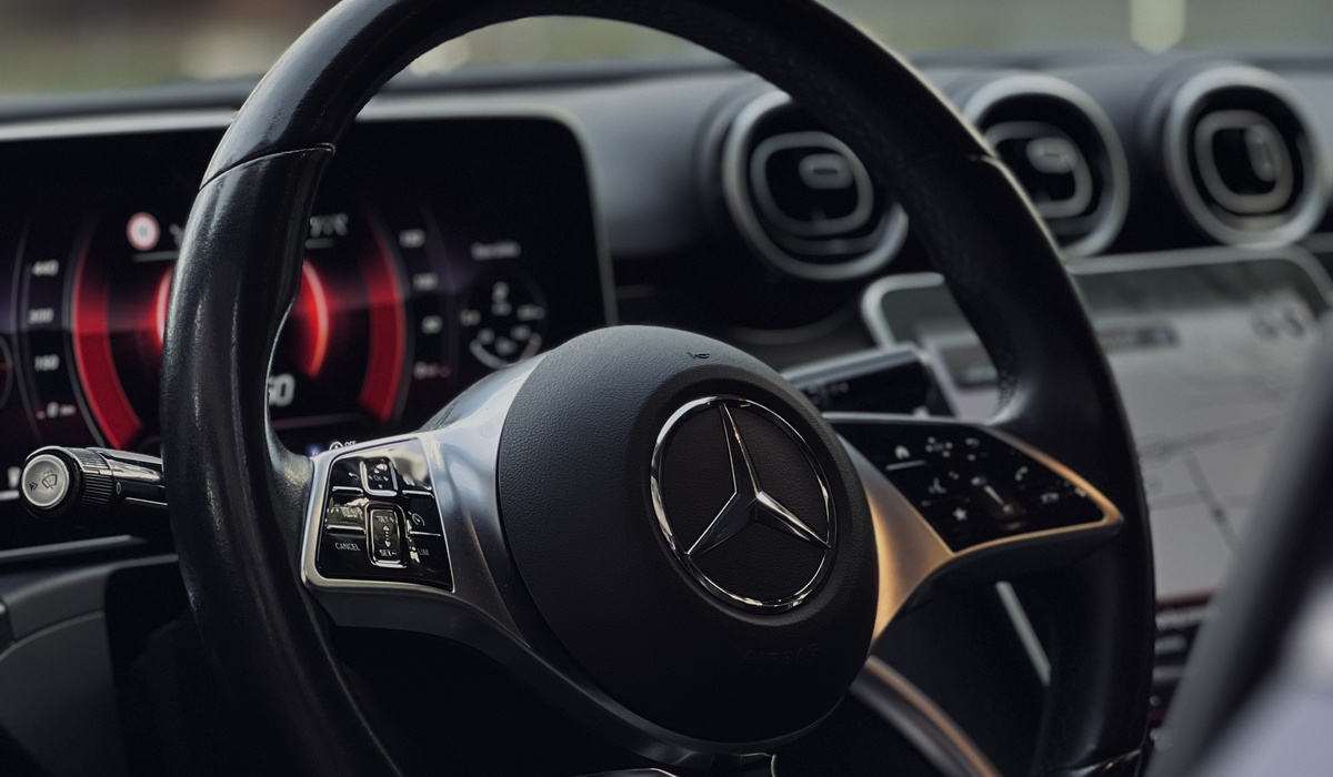 MERCEDES BENZ C -CLASS W206