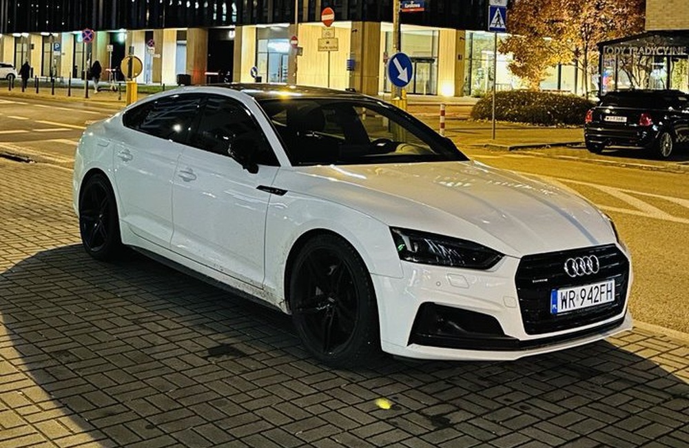 Audi A5 quattro S-Line
