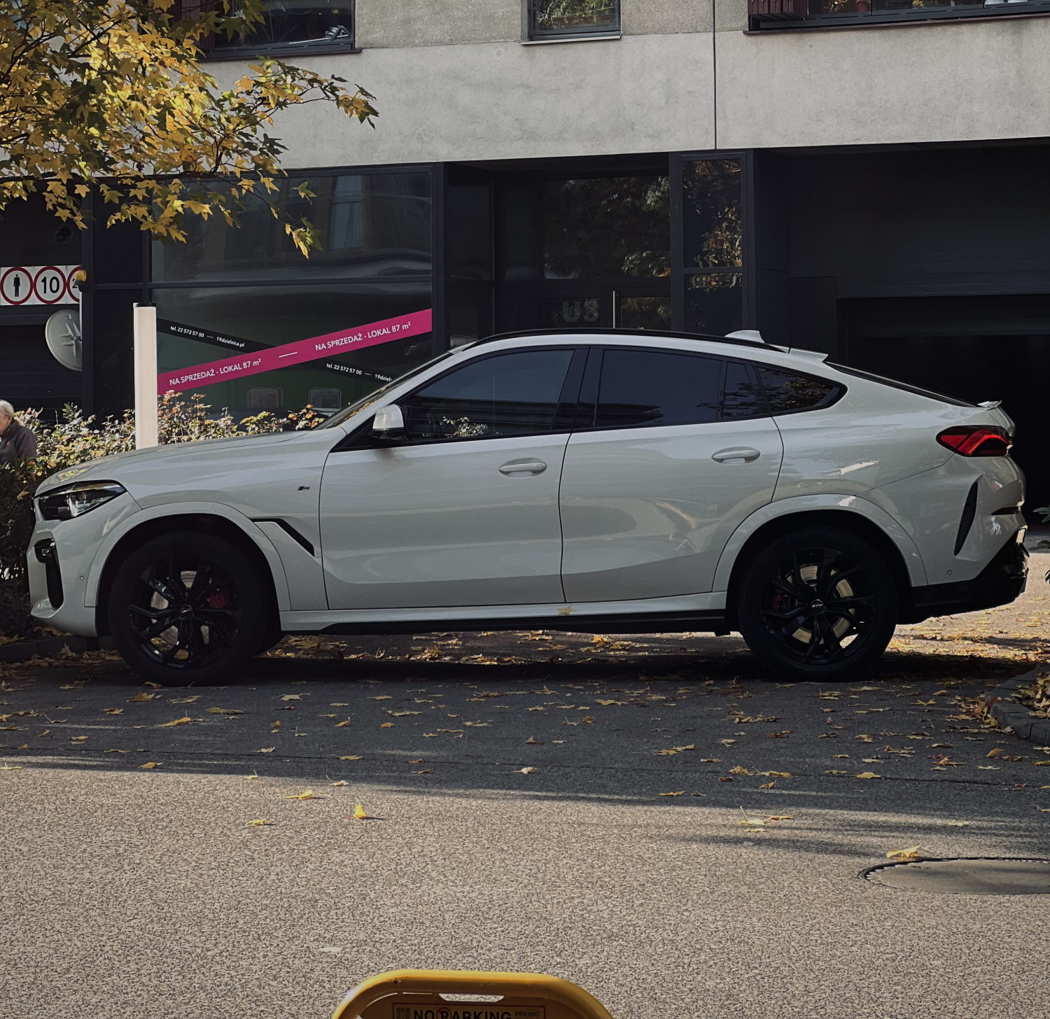 Wynajem samochodów do sesji zdjęciowych i nagrań wideo